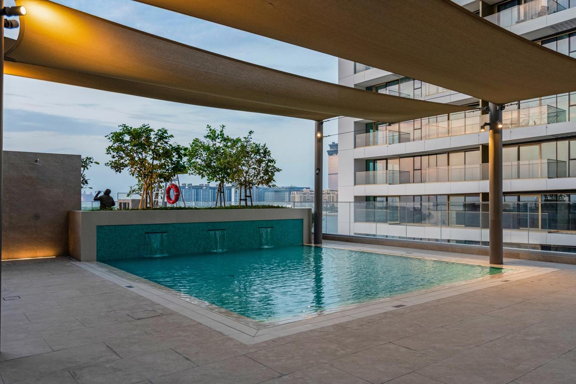 Apartment Private Beach-infinity Pool-lux Beachfront Dubai